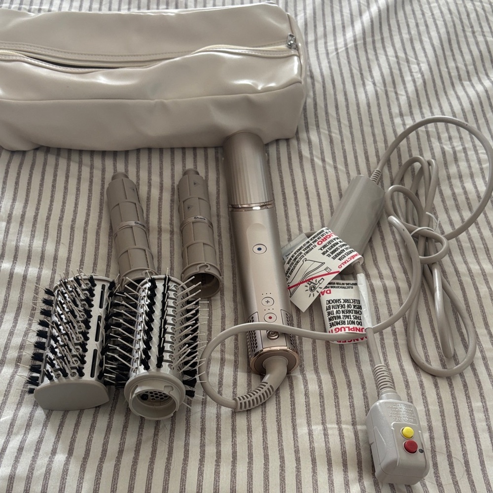 Shark Hair Styler Set in Silver and Gray